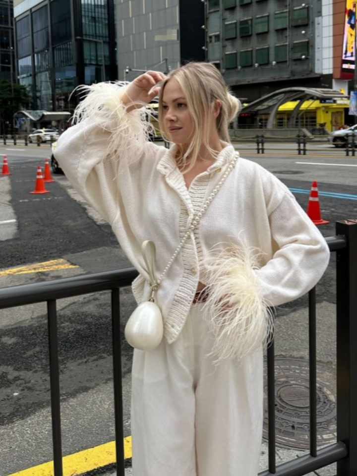 Alexia - Elegante Cardigan met Verenaccent