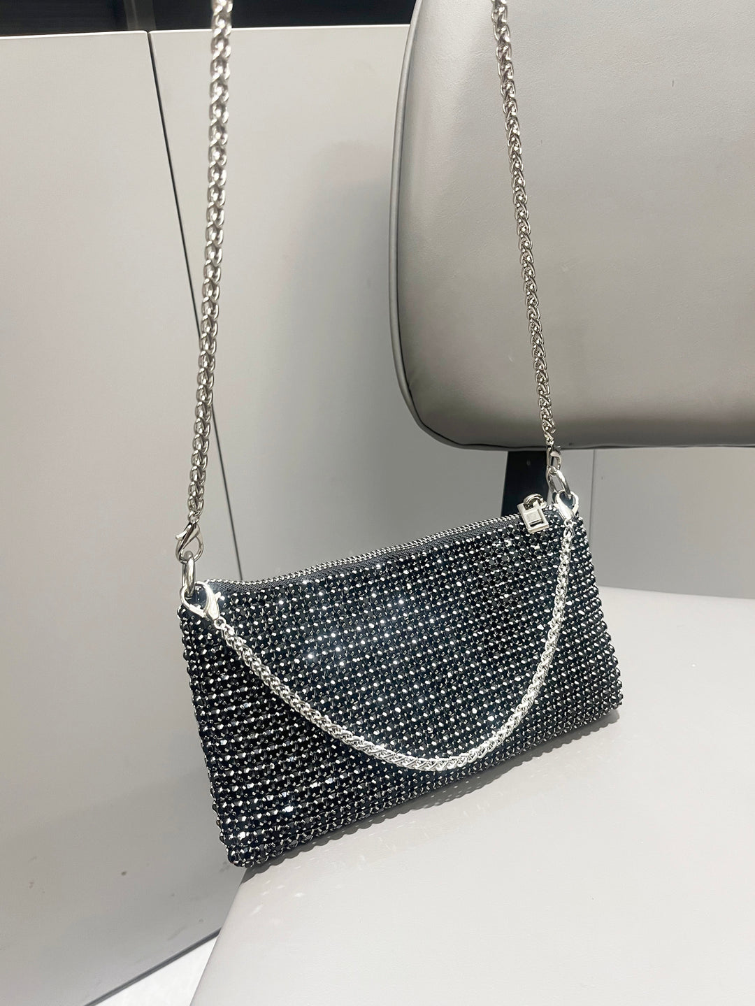 Althea | Stralende Kristallen Schoudertas met Luxe Afwerking