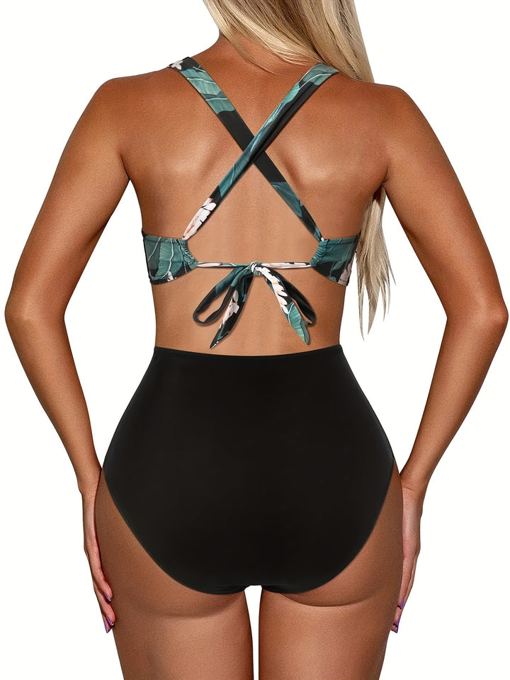 Analou | Swimsuit met Bloemenprint en Hoog Uitgesneden Snit