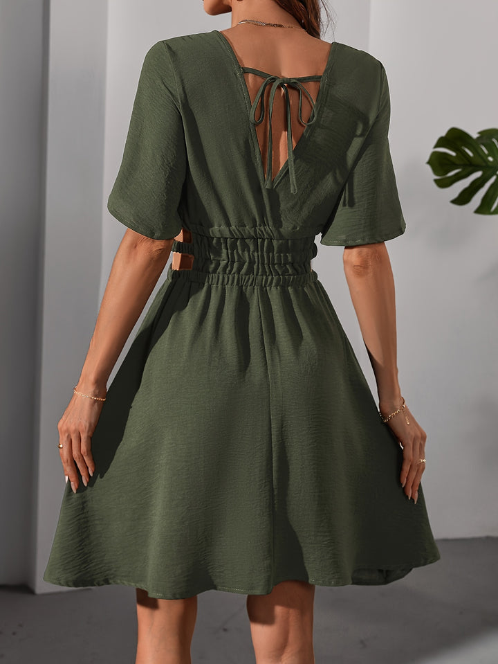 Anna | Elegante Jurk met Cut-out en Strik