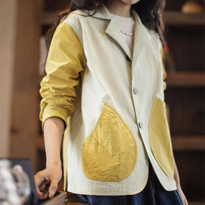 Ava | Vintage Patchwork Jas met Asymmetrische Zakken