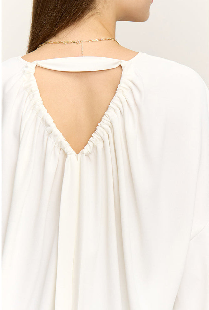 Briana | Elegante Blouse met Open Rug en Strikdetail