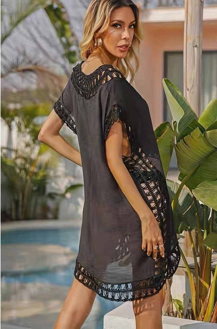 Carla | Zwarte Leren Strandcover-up Jurk met Kant en V-hals