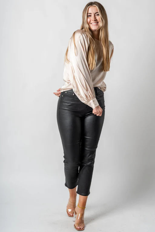 Satijnen champagne blouse met ballon mouwen