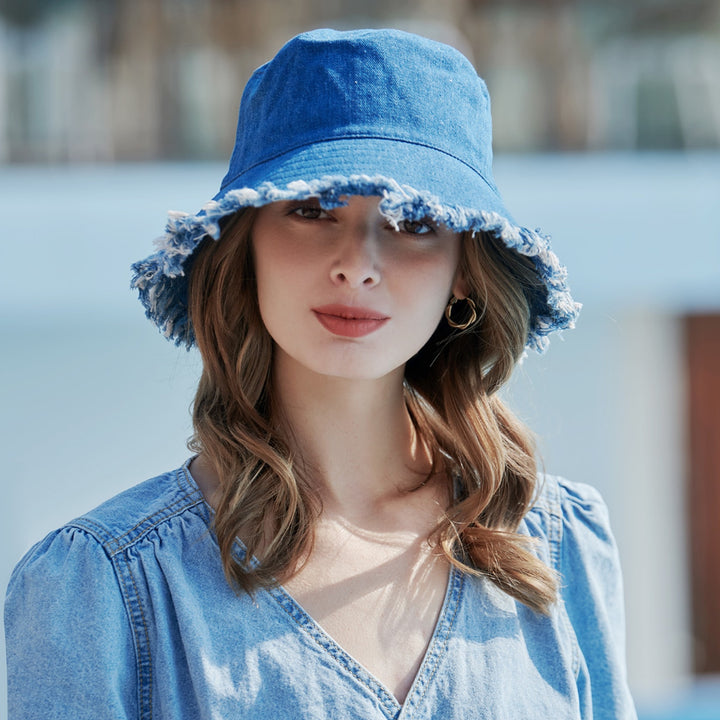 Cynthia | Denim Visserhoed met Brede Rand