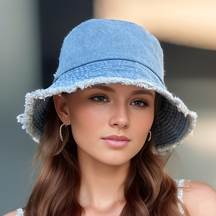 Cynthia | Denim Visserhoed met Brede Rand