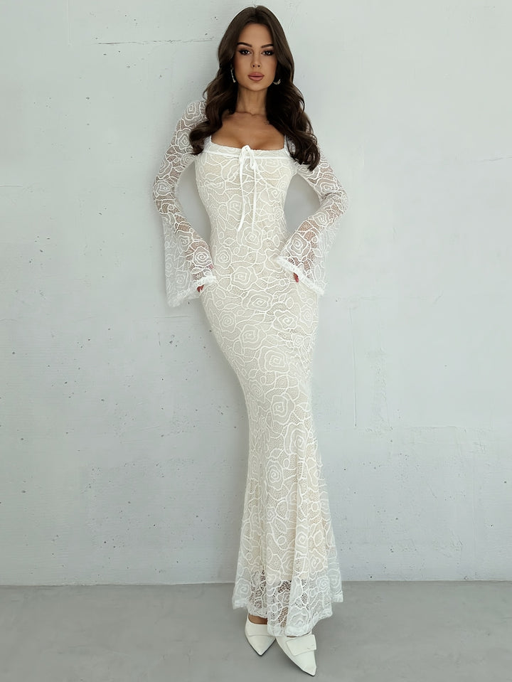 Désirée | Elegante Maxi Jurk met Kant en Uitlopende Mouwen