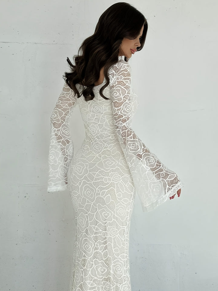 Désirée | Elegante Maxi Jurk met Kant en Uitlopende Mouwen