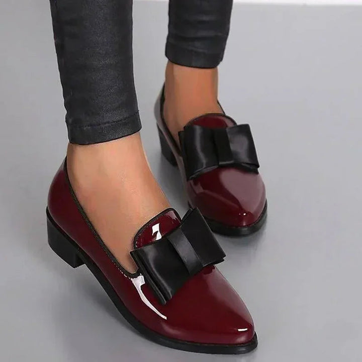 Janiyah | Elegante Damesloafers met Strikdetail