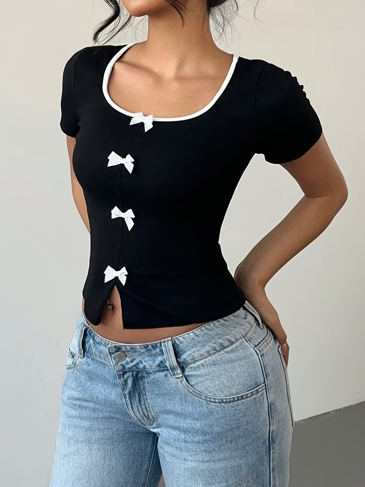 Lotte | Stijlvolle Zwarte Top met Strikdetails