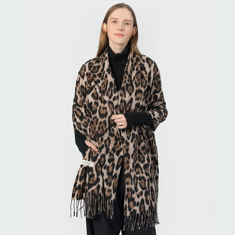Mirthe - Stijlvolle Luipaard Sjaal