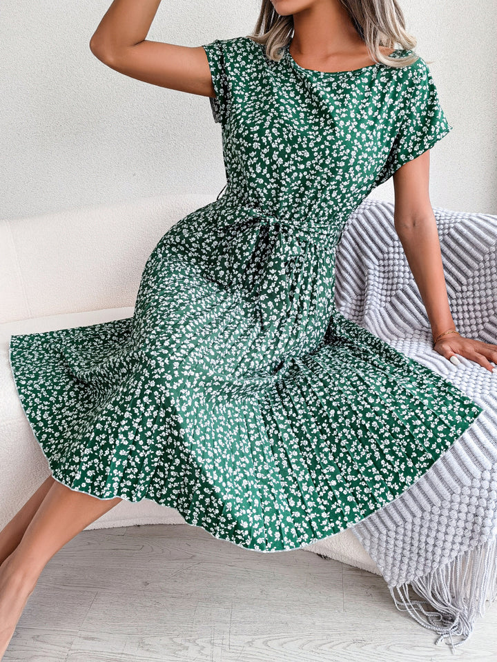 Nancy | Elegante Bloemenjurk met Plissé Rok en Ceintuur