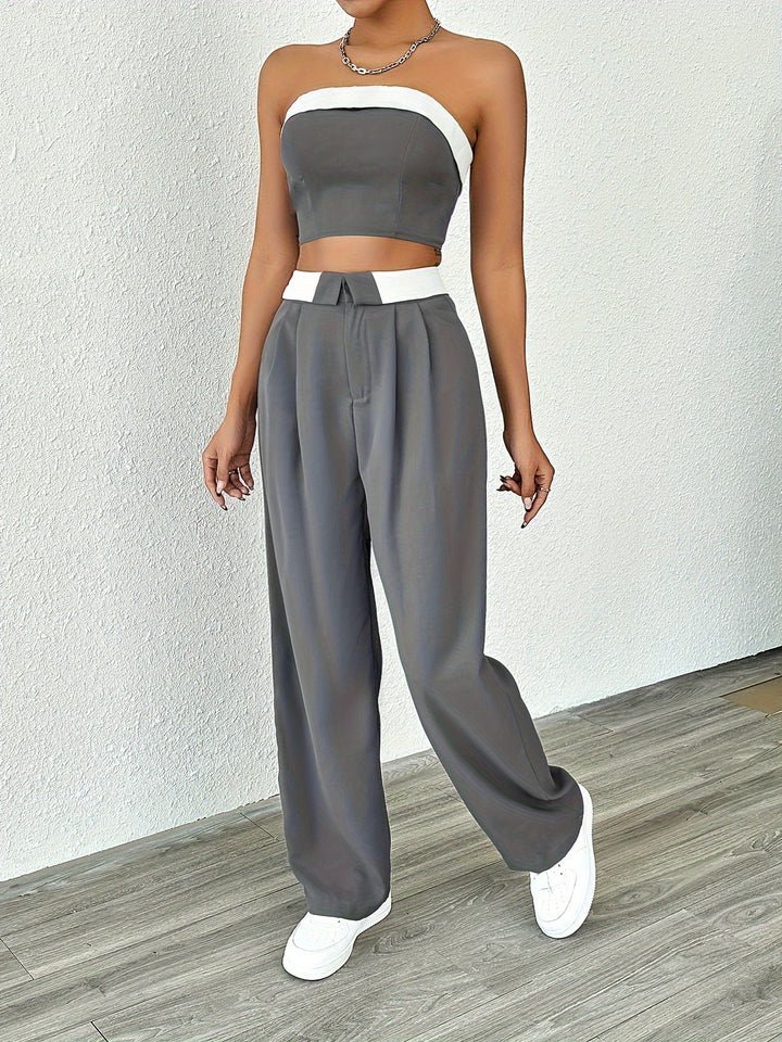 Nancy | Trendy Tweedelig Damespak met Bandeau Top en Wijde Pijpen