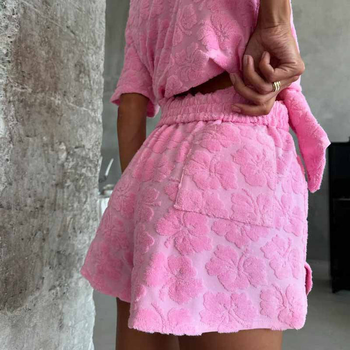 Dames Pyjama Set – Relaxed Fit – Jacquard Gebreid – Knoopshirt & Elastische Shorts