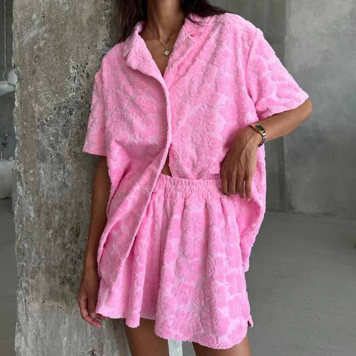 Dames Pyjama Set – Relaxed Fit – Jacquard Gebreid – Knoopshirt & Elastische Shorts