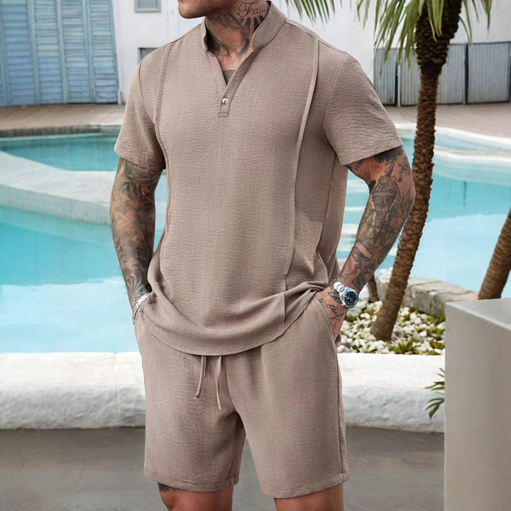 Heren Set Henley Shirt en Shorts – Relaxed Fit – Natuurlijke Stoffen – Casual Look