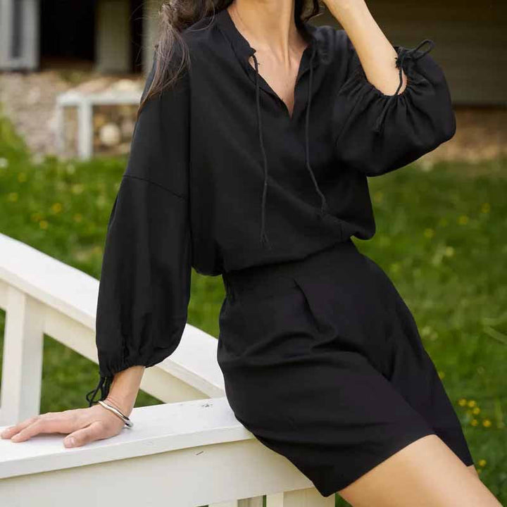 Dames Twee-Delige Set – V-Hals Top met Ballonmouwen – Rucheshort – Ademend Comfort