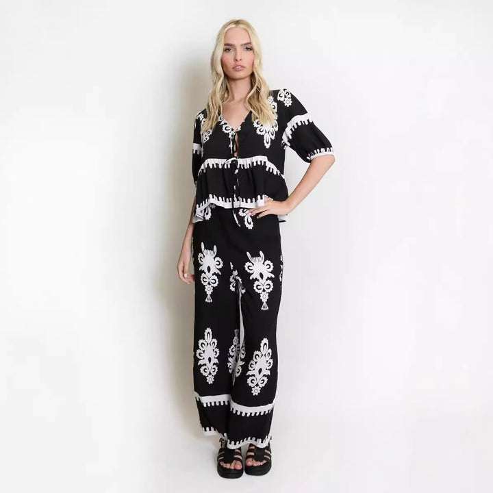 Dames Tweedelige Set – Relaxed Fit – Tie-Front Top – Wijde Pijpen – Ademende Stof