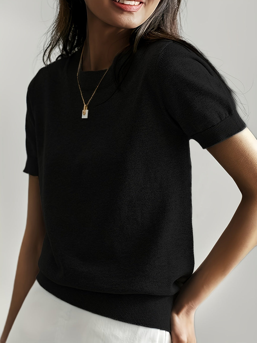 Queenie | Stijlvolle Gebreide T-shirt voor Dames