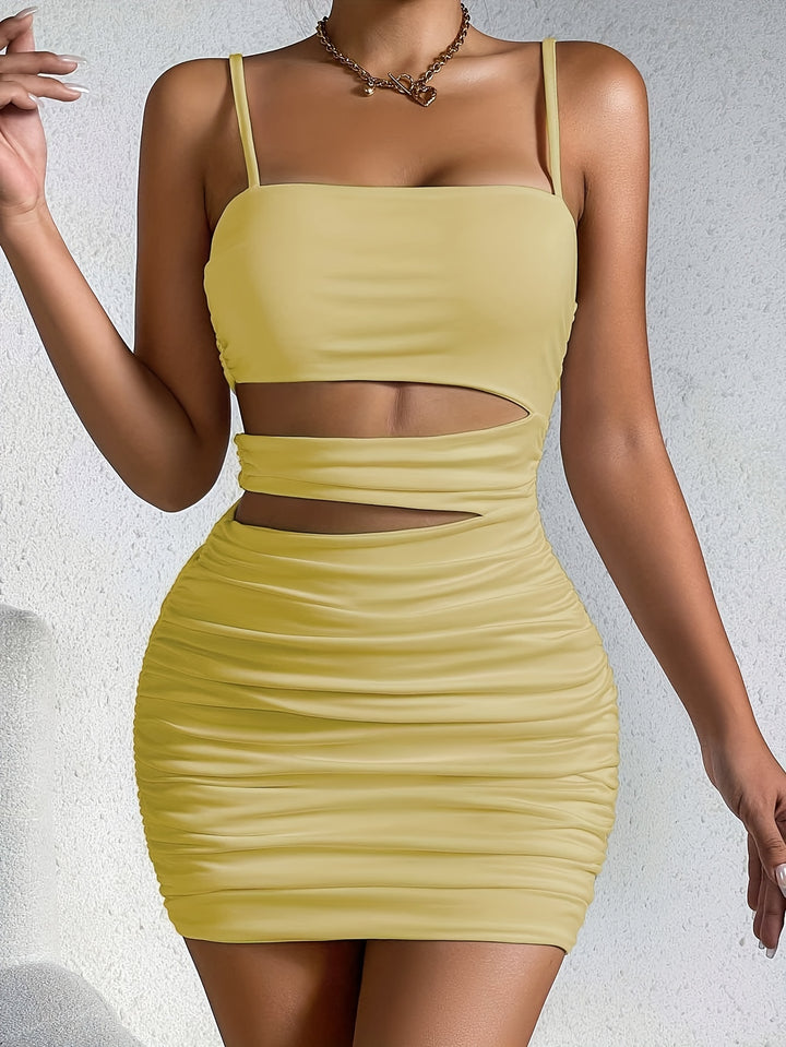 Quinn | Sexy Bodycon Mini Jurk met Cut-Outs en Ruches