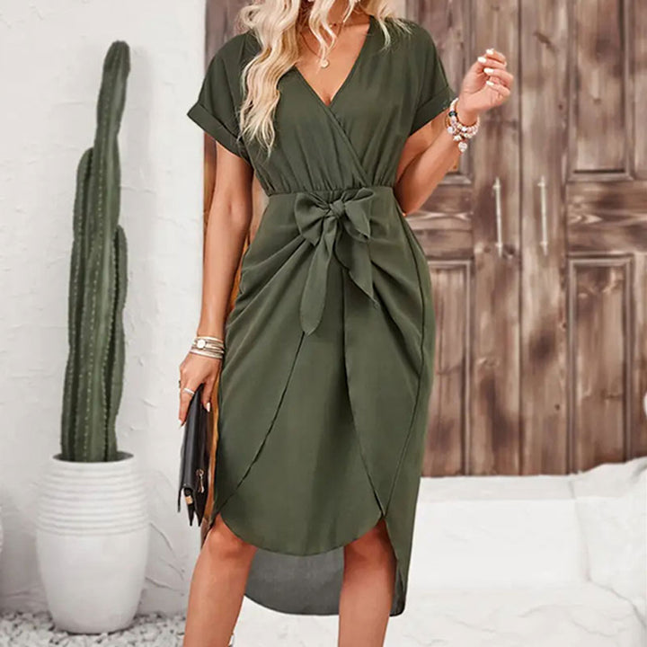Sophie | Elegante V-hals Jurk met Strik in Donkergroen