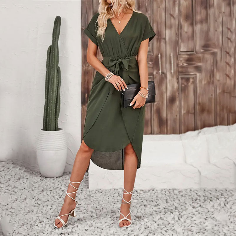 Sophie | Elegante V-hals Jurk met Strik in Donkergroen
