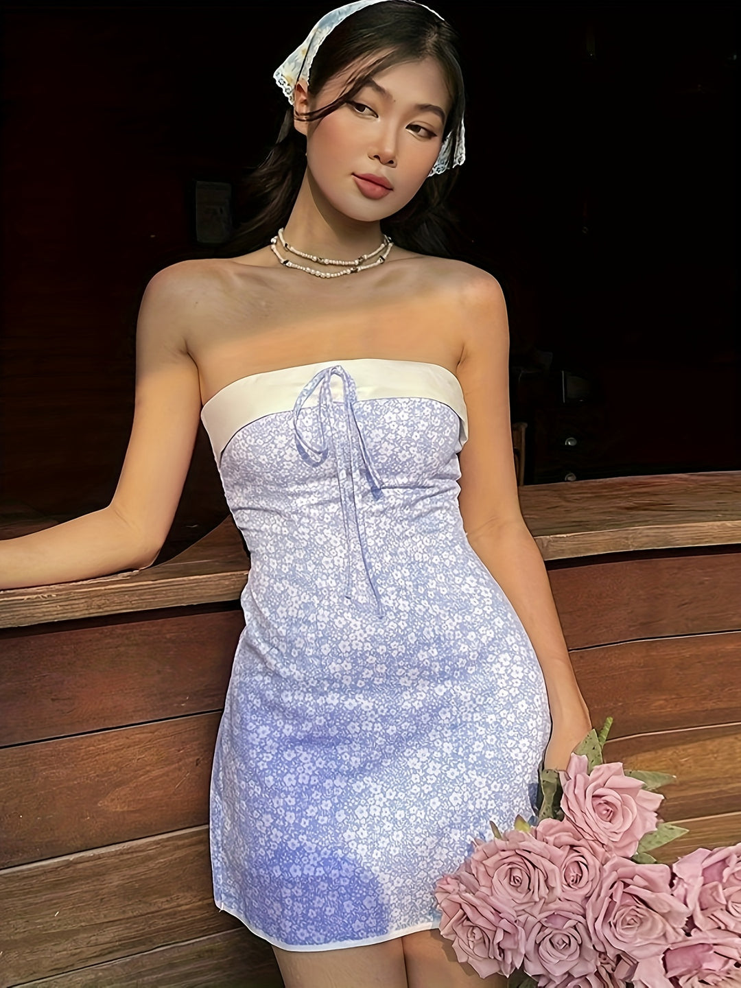 Vanessa | Bloemenjurk met Leren Bandjes en Zachte Blauw Tinten
