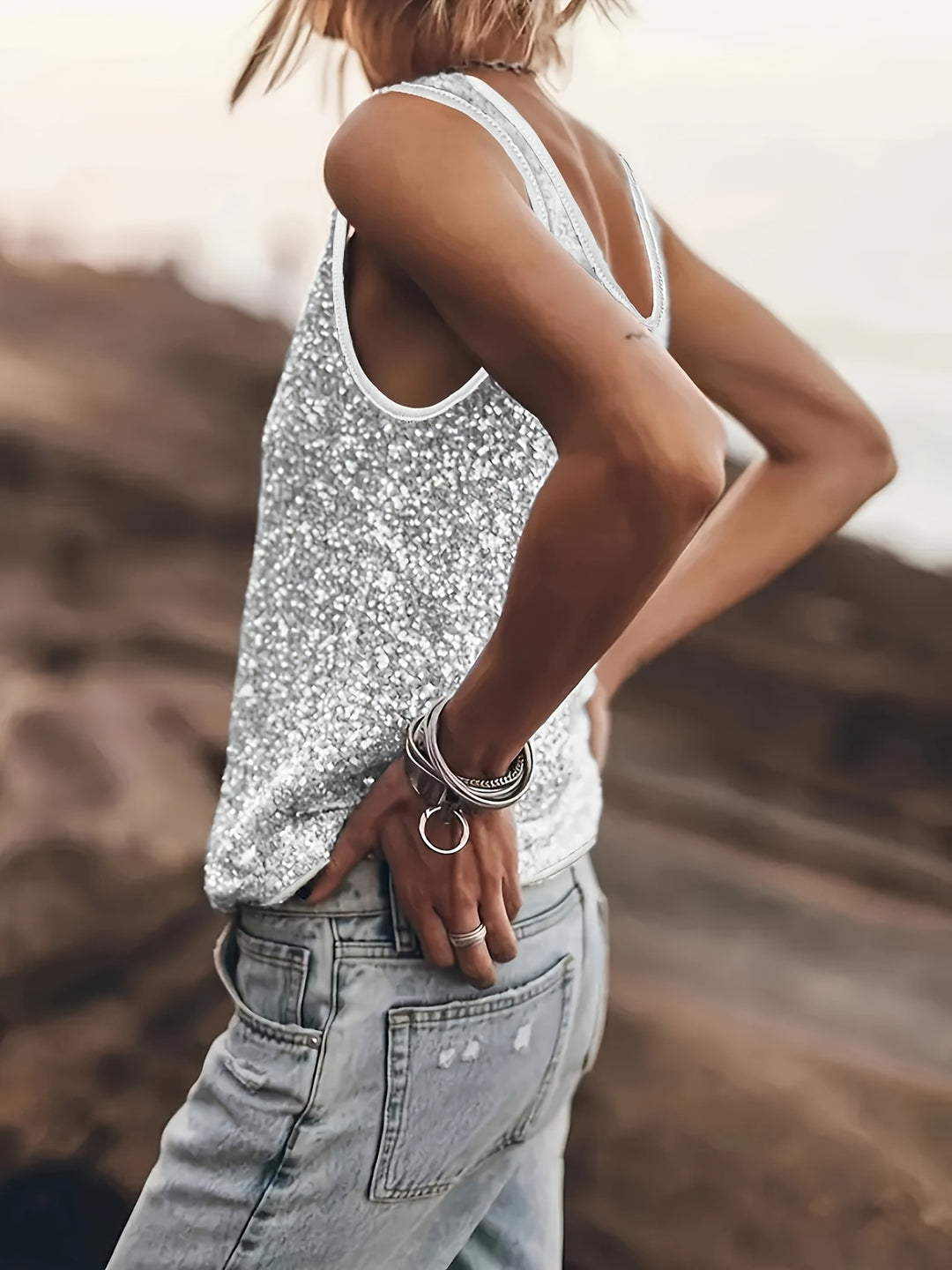 Yuna | Glinsterend Mouwloos Dames Topje voor Stijl en Glamour