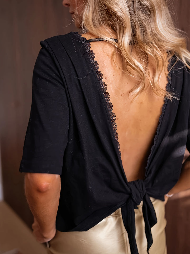Amanda | Elegante Zwarte Top met V-Back